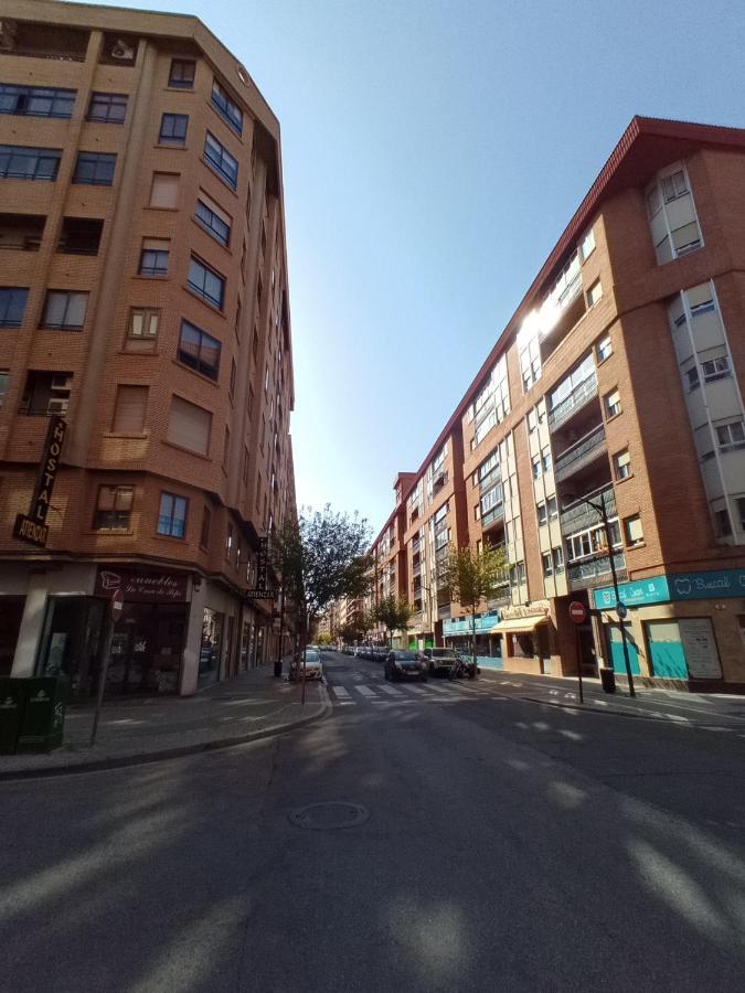 Hostal Atienzar Albacete Bagian luar foto